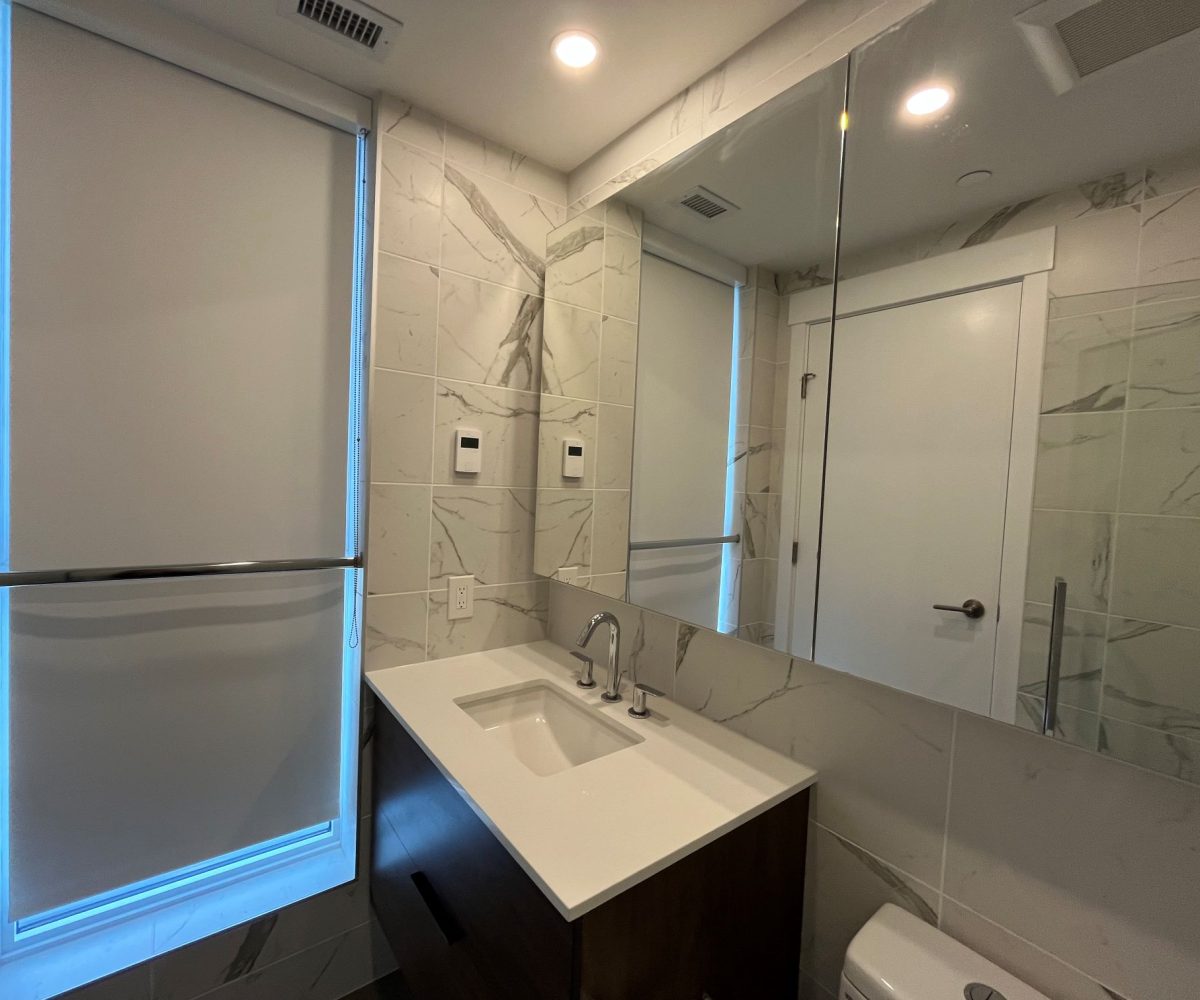 #2402 – 4711 Hazel Street, Burnaby, BC V5H 0J9