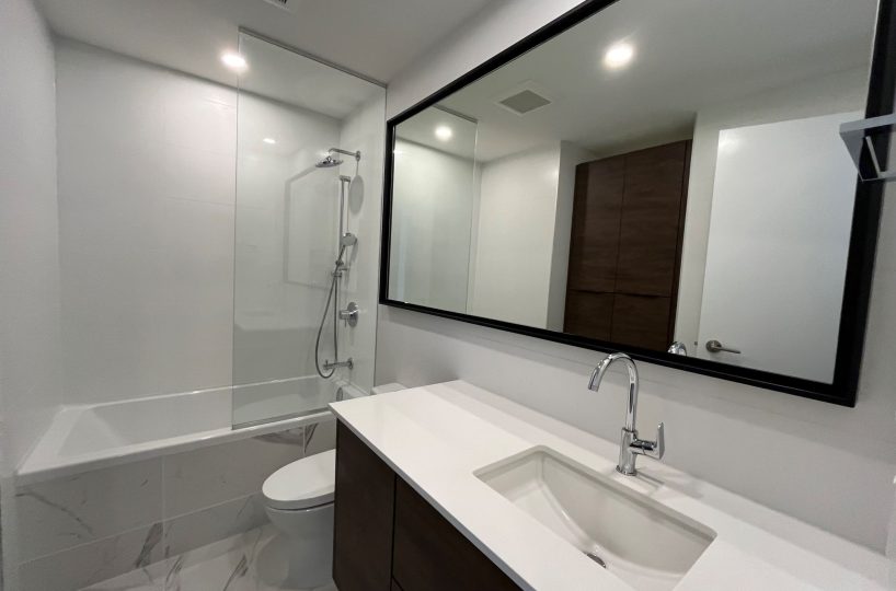 #2402 – 4711 Hazel Street, Burnaby, BC V5H 0J9