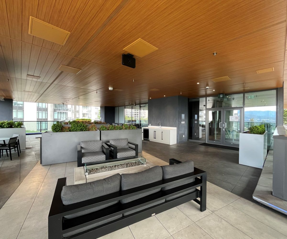 #2402 – 4711 Hazel Street, Burnaby, BC V5H 0J9