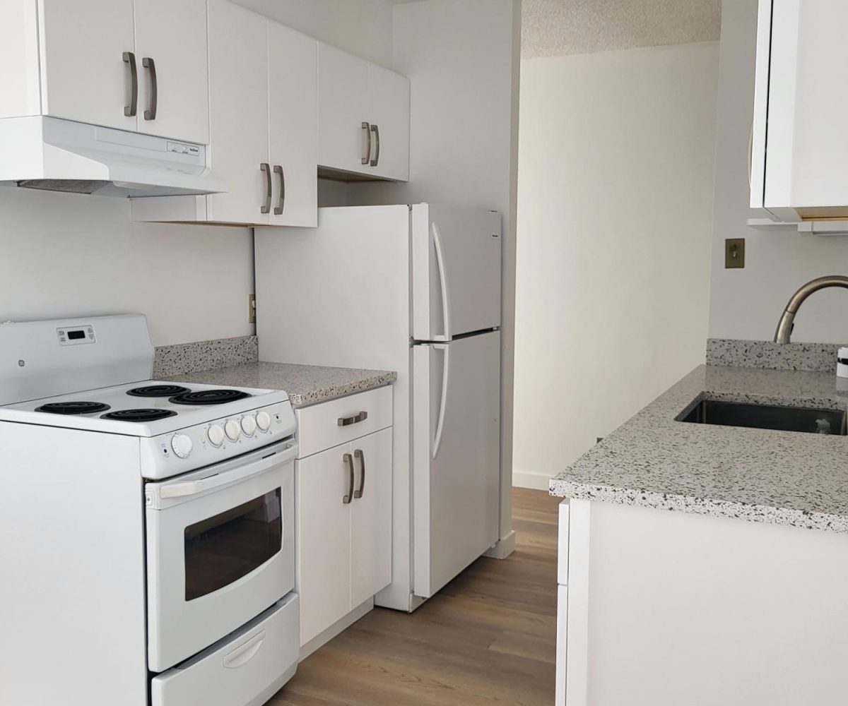 712 - 2016 Fullerton Ave., North Vancouver, BC