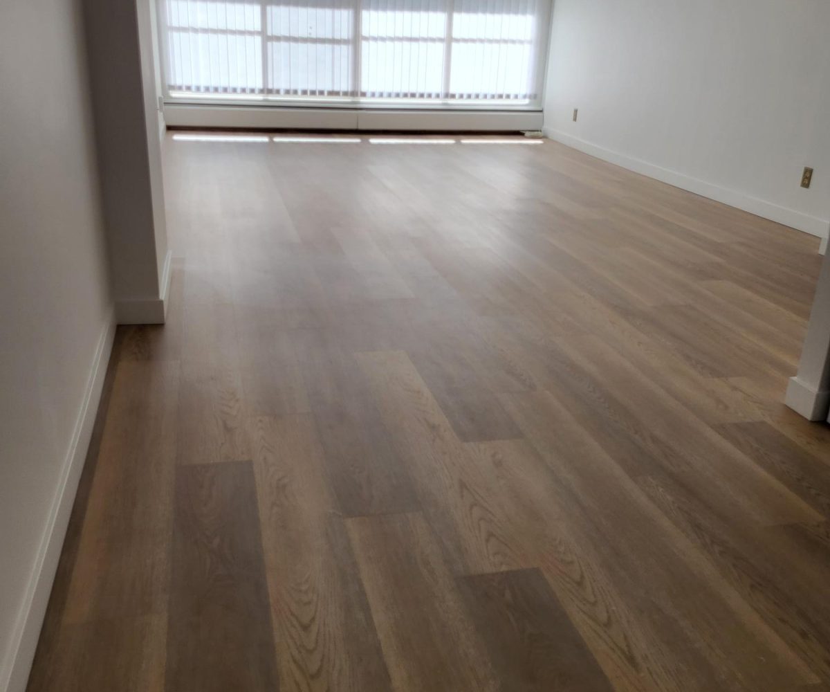 712 - 2016 Fullerton Ave., North Vancouver, BC