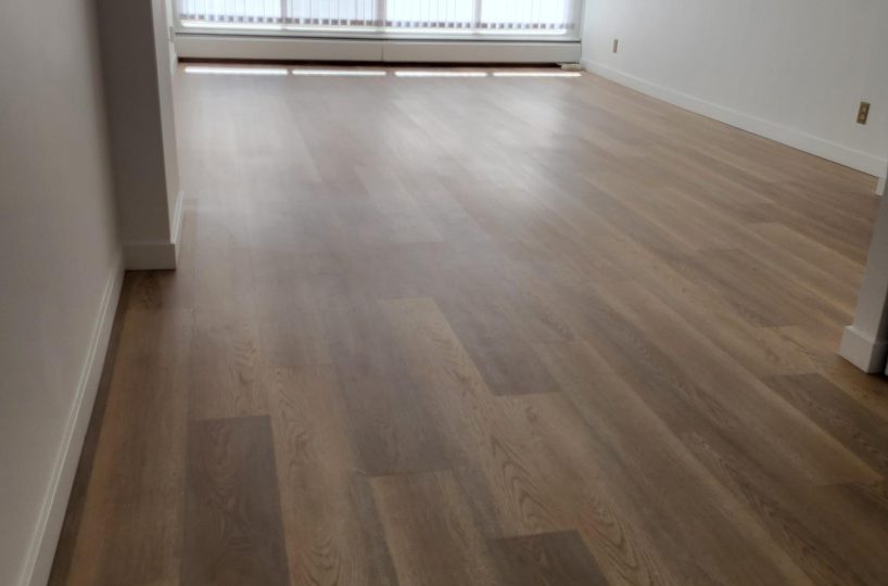 712 - 2016 Fullerton Ave., North Vancouver, BC
