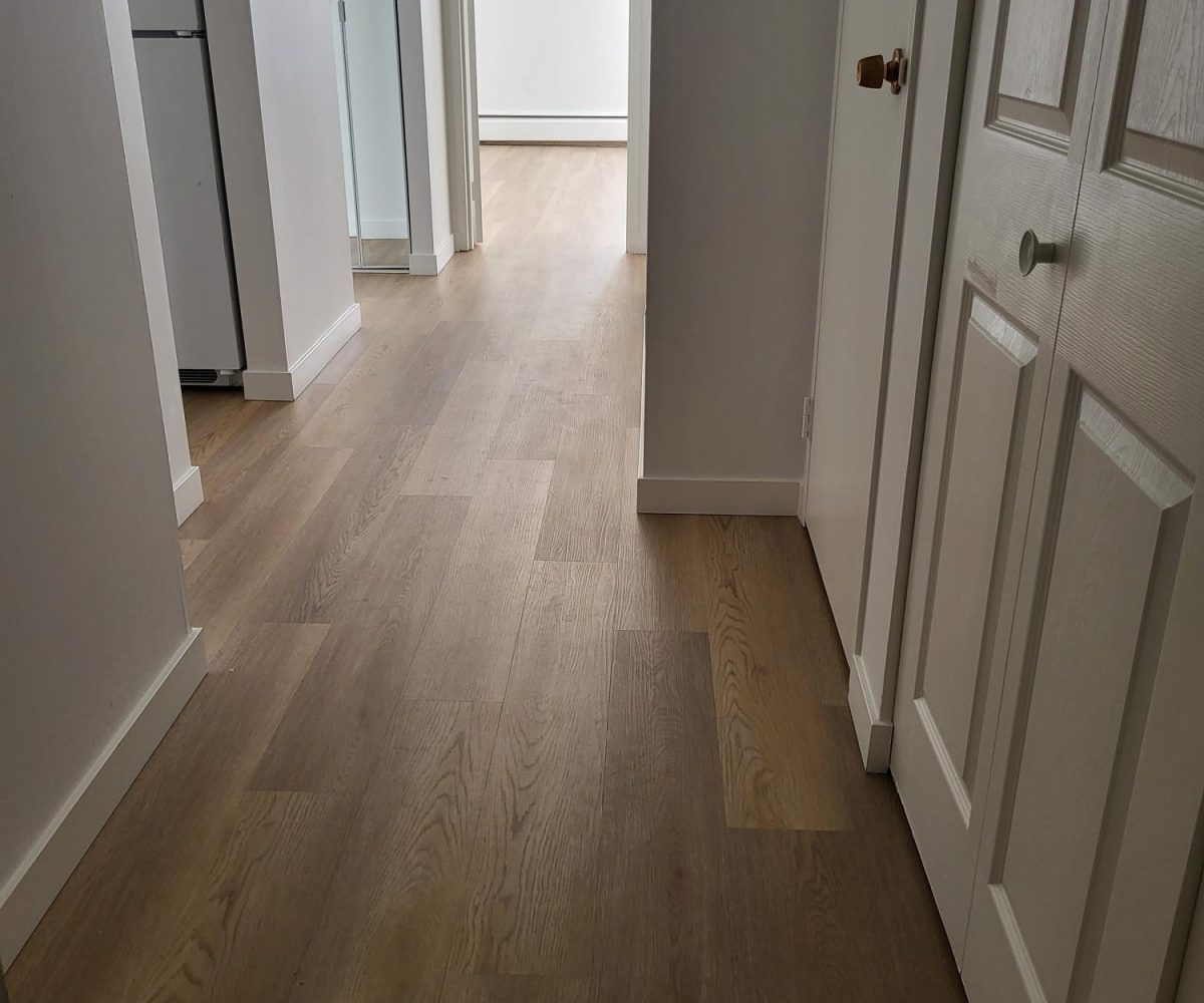 712 - 2016 Fullerton Ave., North Vancouver, BC