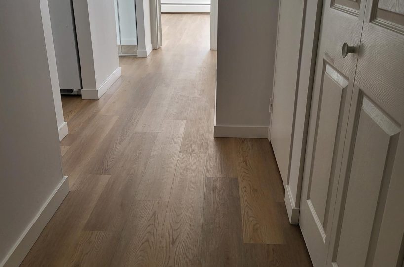 712 - 2016 Fullerton Ave., North Vancouver, BC