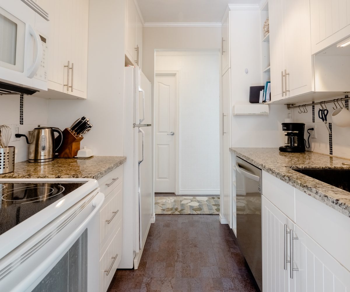 303-2004 Fullerton Ave., North Vancouver, BC