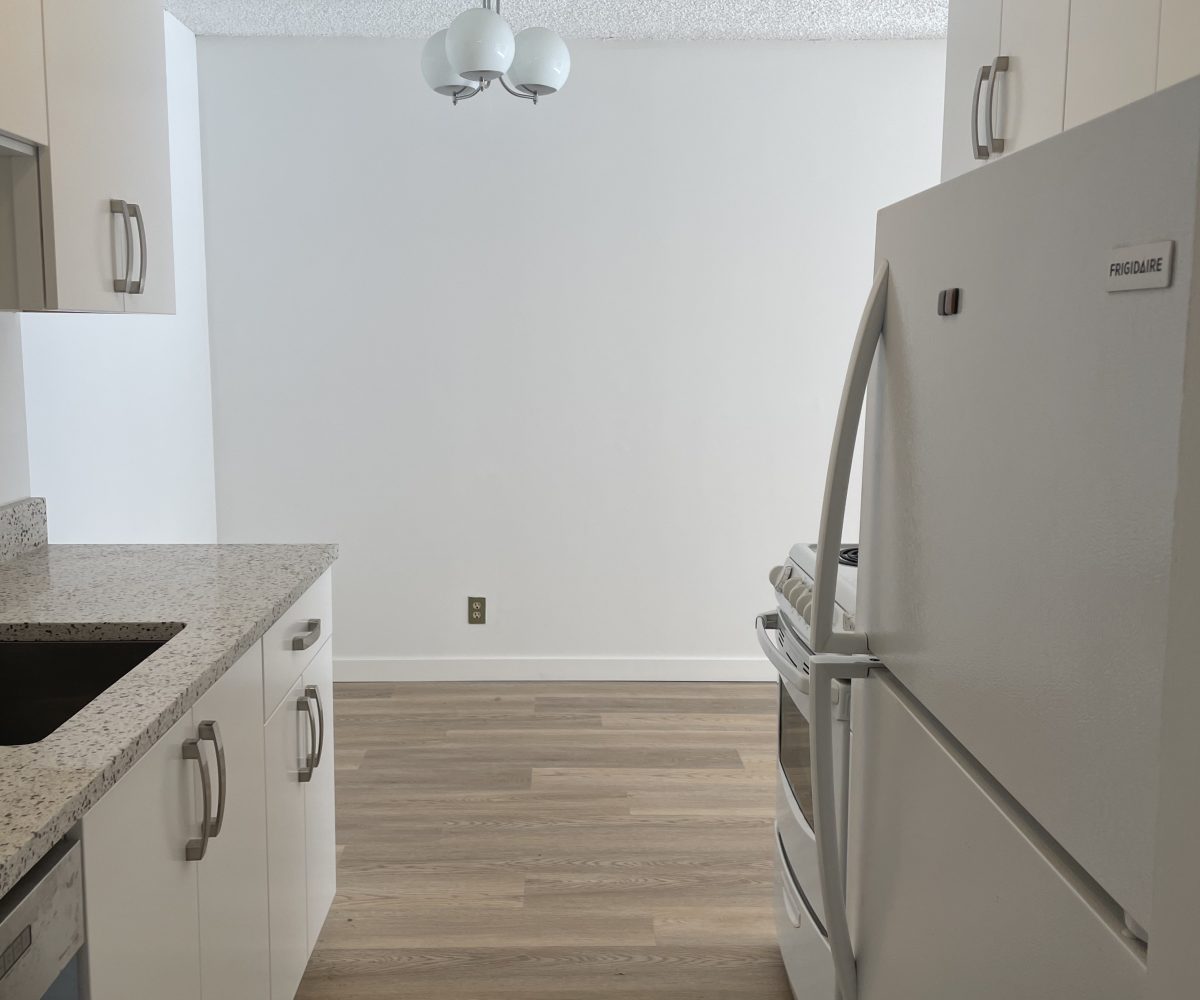 712 - 2016 Fullerton Ave., North Vancouver, BC