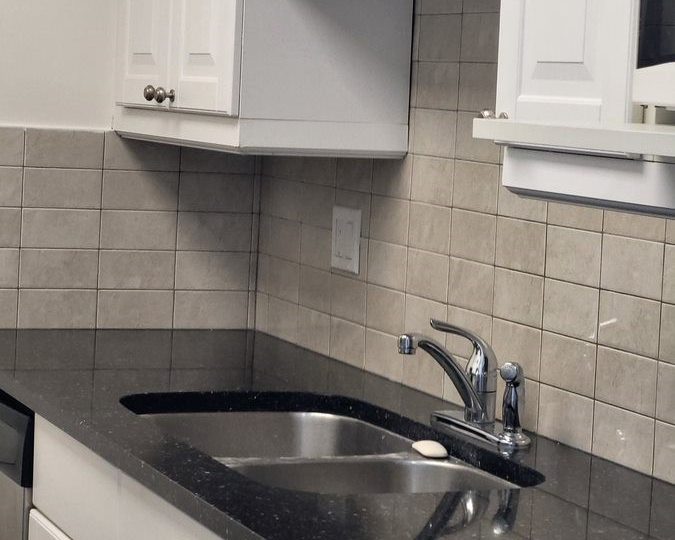 1103-3920 E. Hastings St., Burnaby
