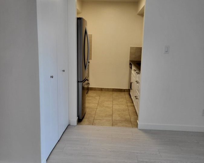 1103-3920 E. Hastings St., Burnaby