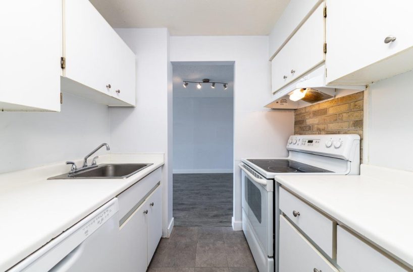 905-2008 Fullerton Ave., North Vancouver, BC