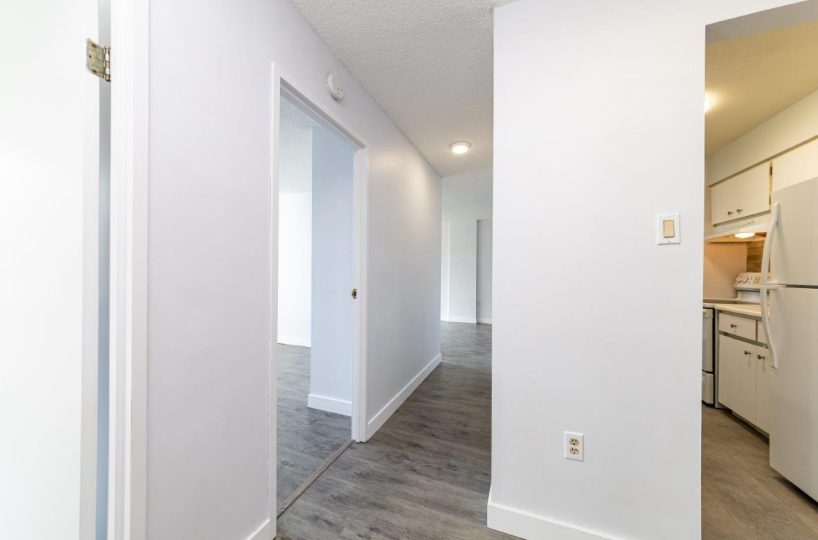 905-2008 Fullerton Ave., North Vancouver, BC