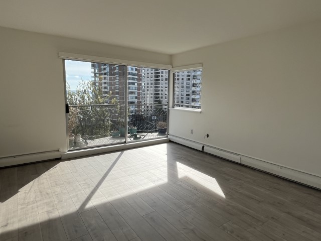 #904–1930 Marine Drive, West Vancouver BC V7V 1J8