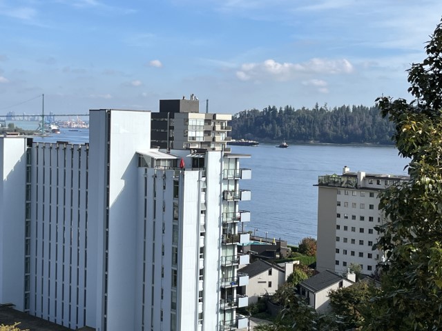 #904–1930 Marine Drive, West Vancouver BC V7V 1J8