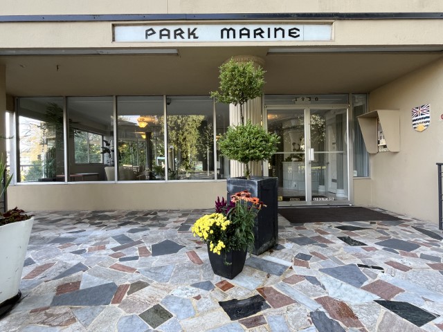 #904–1930 Marine Drive, West Vancouver BC V7V 1J8