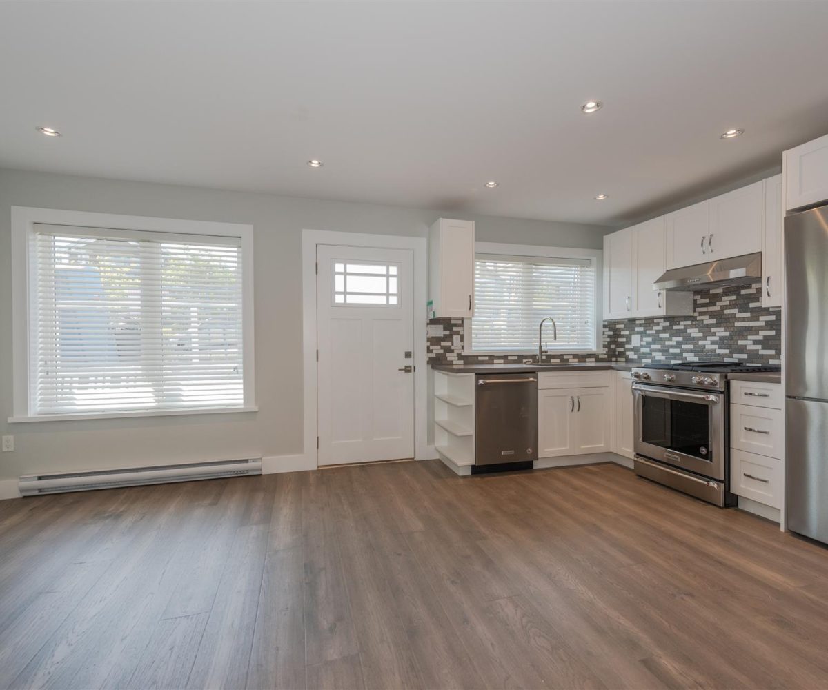2851 Yale Street, Vancouver BC V5K 1C5