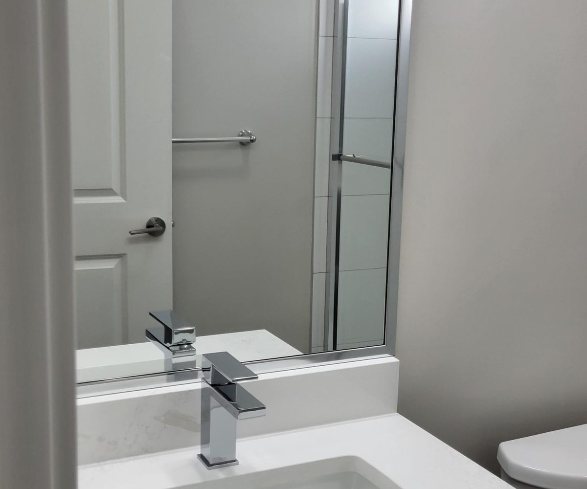 2609- Unit # 2 West 8th Ave., Vancouver, BC V6K 2B5