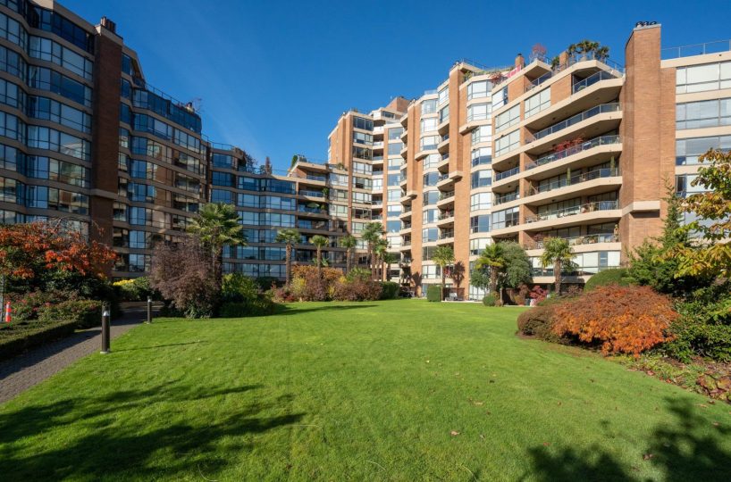#411 – 1490 Pennyfarthing Drive, Vancouver BC V6J 4Z3