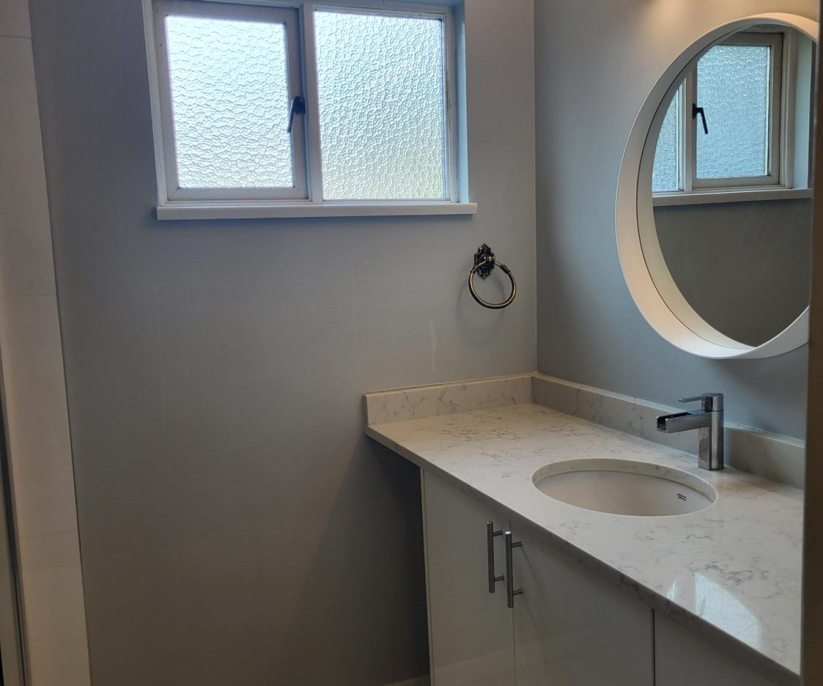 Upper level of 389 E. Braemar, North Vancouver, BC