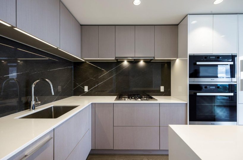 1502-1632 Lions Gate Lane, North Vancouver, BC