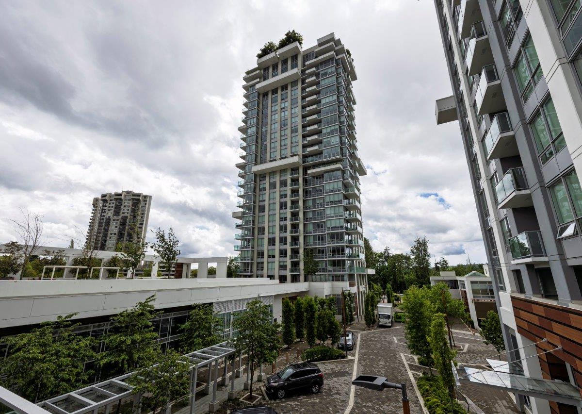 1502-1632 Lions Gate Lane, North Vancouver, BC