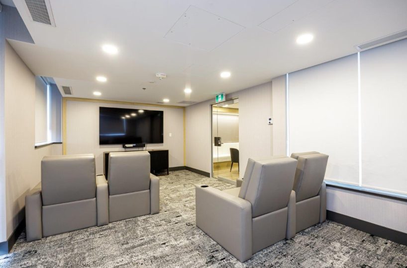 1502-1632 Lions Gate Lane, North Vancouver, BC