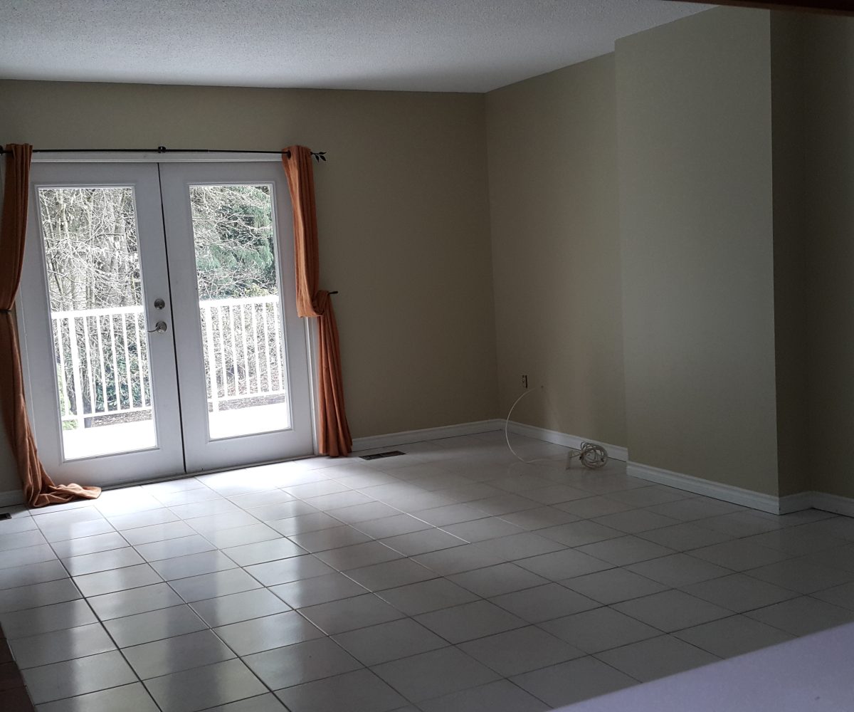 Upper level of 389 E. Braemar, North Vancouver, BC