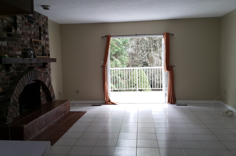 Upper level of 389 E. Braemar, North Vancouver, BC