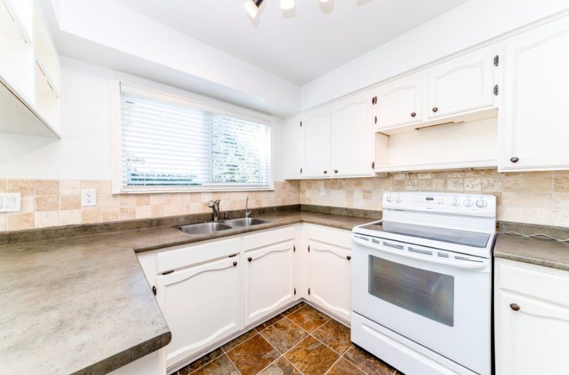 Upper level of 389 E. Braemar, North Vancouver, BC