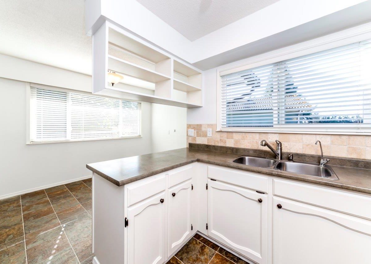Upper level of 389 E. Braemar, North Vancouver, BC