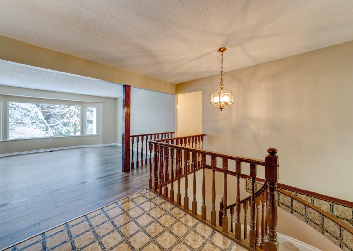 Upper level of 389 E. Braemar, North Vancouver, BC