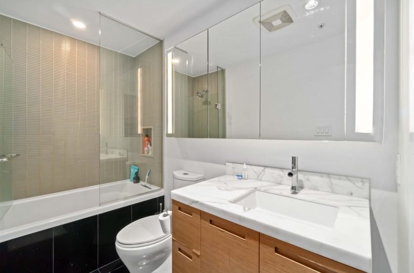 #1907 - 777 Richards Street, Vancouver BC V6B 0M6