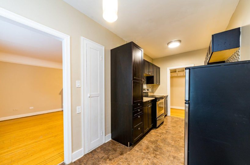 #10 - 1390 West 14th Ave, Vancouver BC V6H 1R1