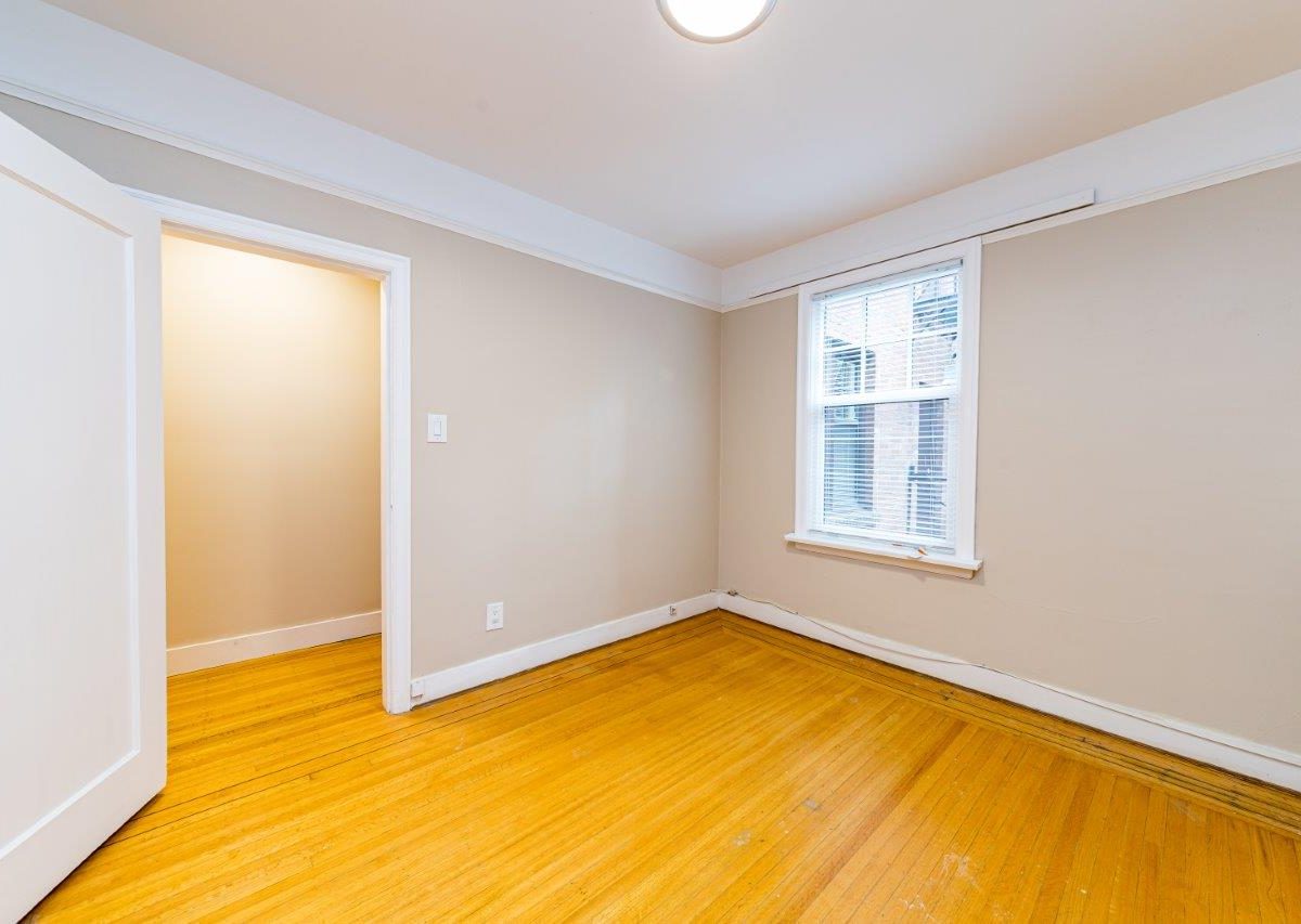 #10 - 1390 West 14th Ave, Vancouver BC V6H 1R1