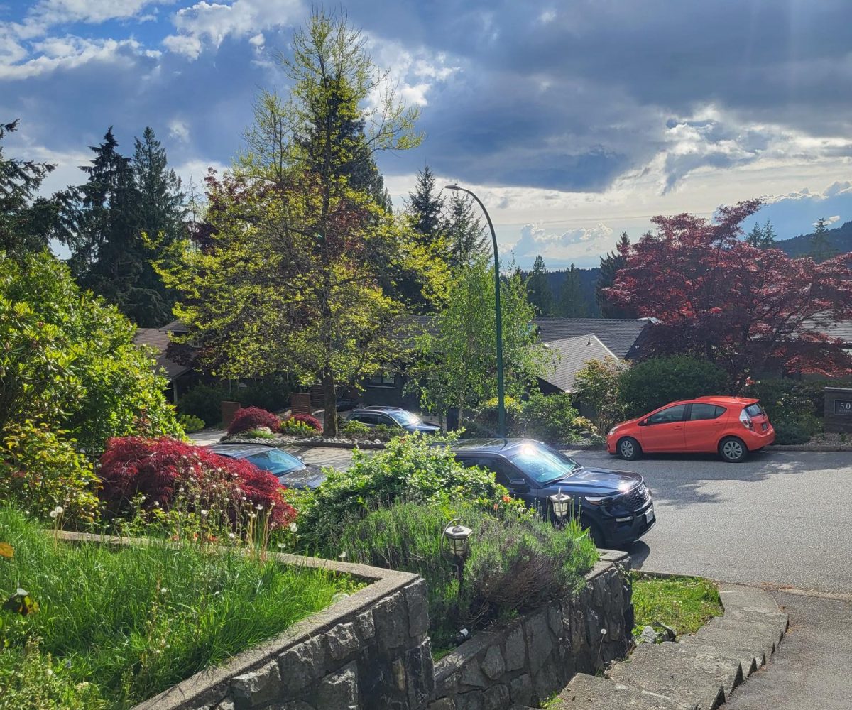 Garden Level 5070 Redonda Road, North Vancouver