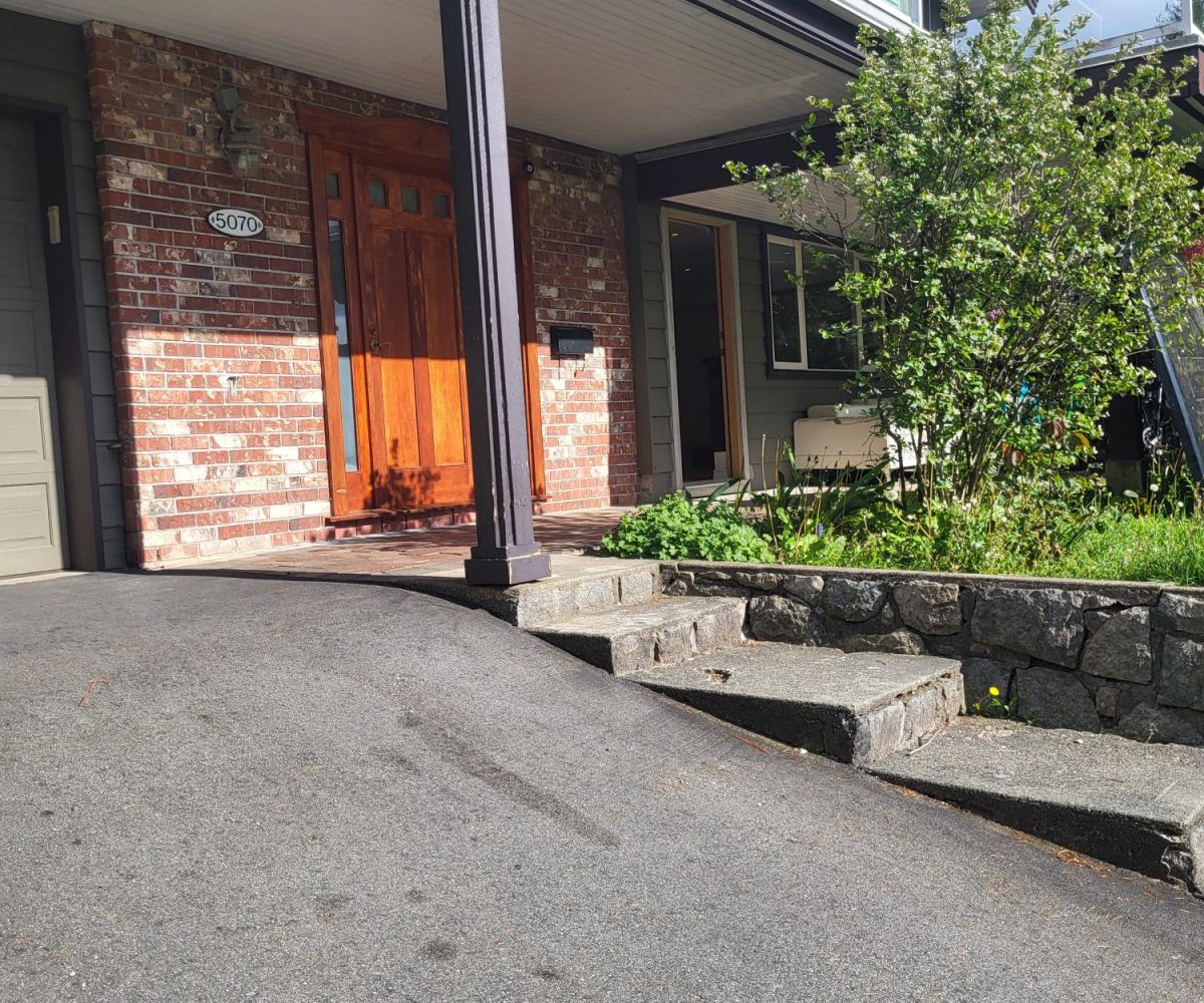 Garden Level 5070 Redonda Road, North Vancouver