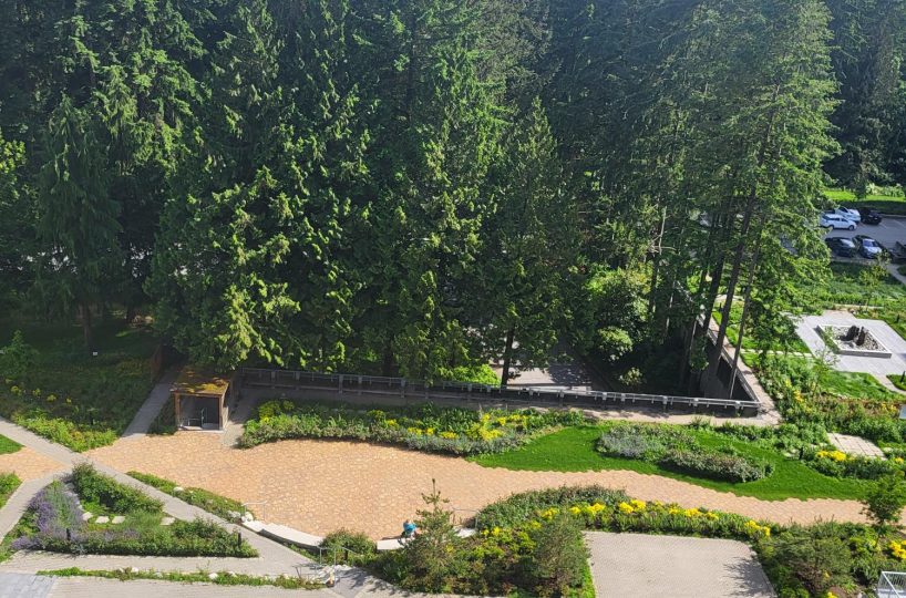 112-2016 Fullerton Ave., North Vancouver, BC