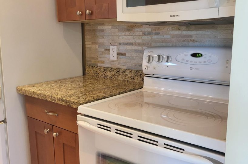 1404-2008 FULLERTON AVE, NORTH VANCOUVER, BC