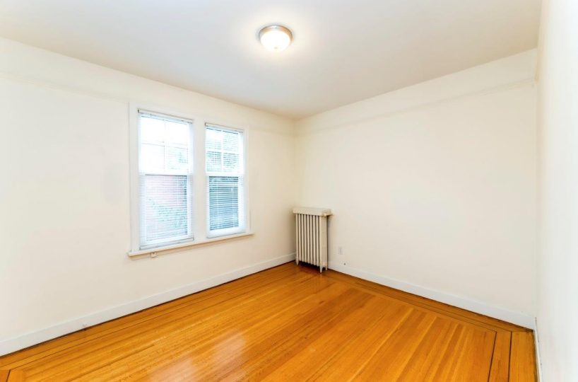 #14 - 1390 West 14th Ave, Vancouver BC V6H 1R1