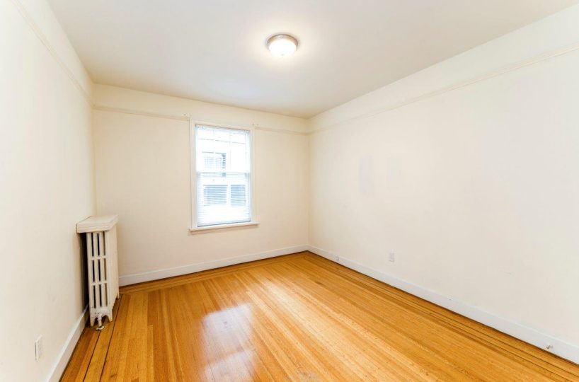 #14 - 1390 West 14th Ave, Vancouver BC V6H 1R1