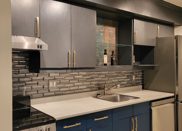 112-2016 Fullerton Ave., North Vancouver, BC
