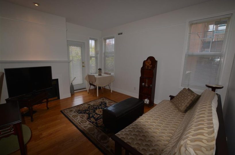 208-962 West 16th Ave, Vancouver, BC, V5Z 1T2