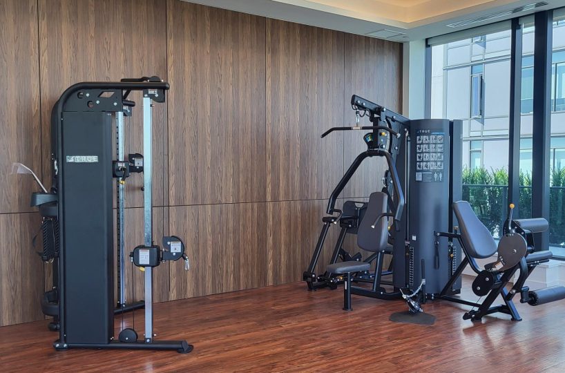 #418 - 135 13th  St. E, North Vancouver, BC, V7L 0J8