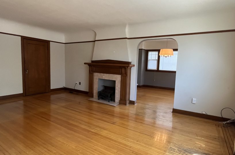 #201–1519 Beach Avenue, Vancouver BC