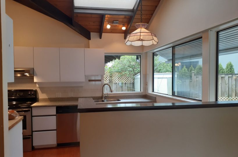 987 Cross Creek Road, West Vancouver, BC