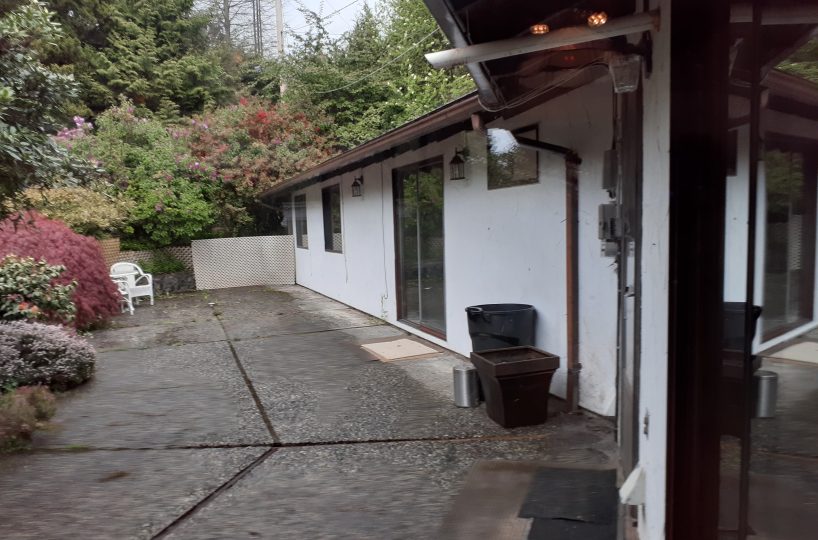 987 Cross Creek Road, West Vancouver, BC