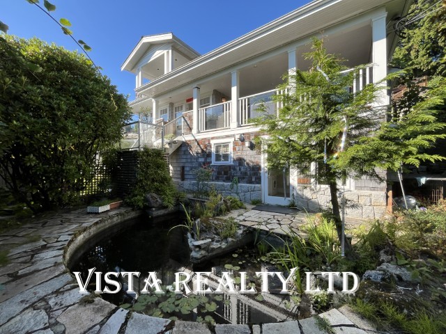 2631 Marine Drive, West Vancouver BC
