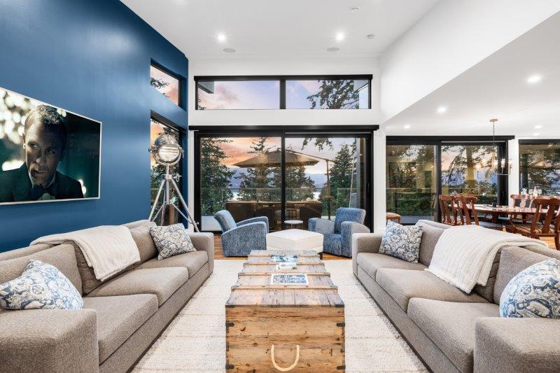 6224 St Georges Place West Vancouver 10