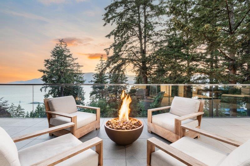 6224 St Georges Place West Vancouver 29