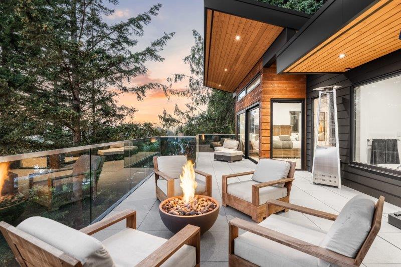 6224 St Georges Place West Vancouver 30