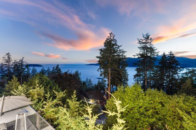 6224 St Georges Place West Vancouver 40