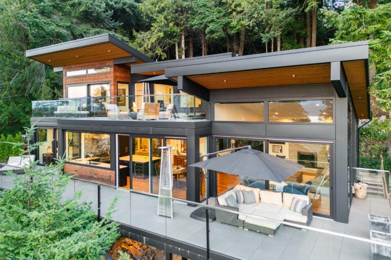 6224 St Georges Place West Vancouver 44